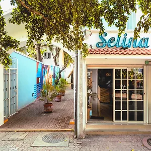Hotel Selina